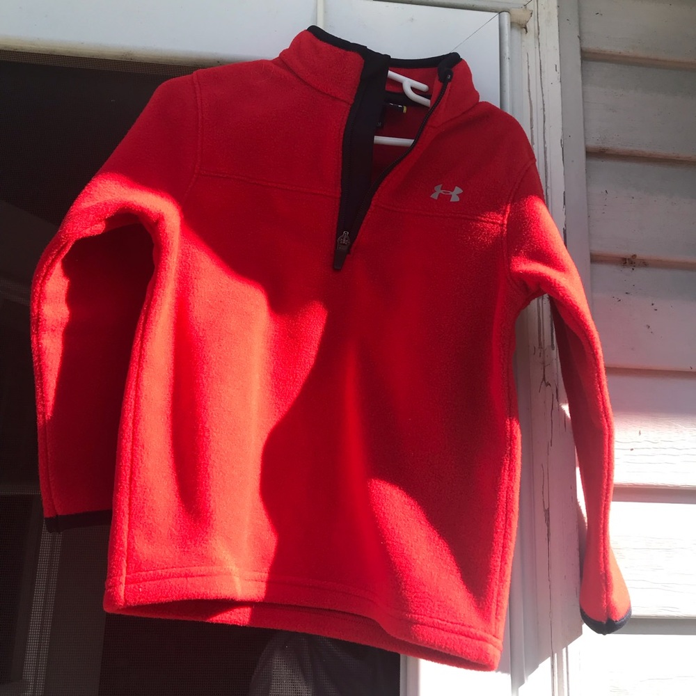 Under Armor- Size : 3 Fleece 1/4 ZIP up.